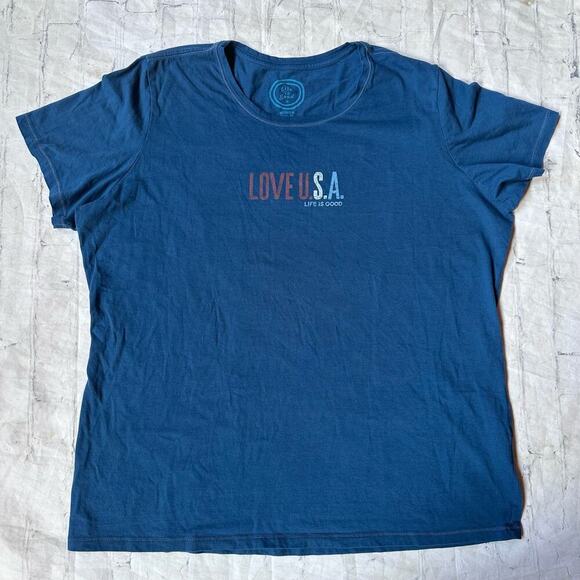 NWOT Women’s XL Life Is Good Love The USA Graphic Classic Fit SS TShirt - Picture 1 of 5